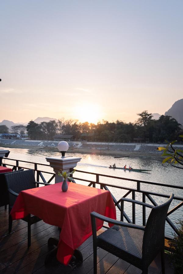 Silver Naga Hotel Vang Vieng Exteriör bild